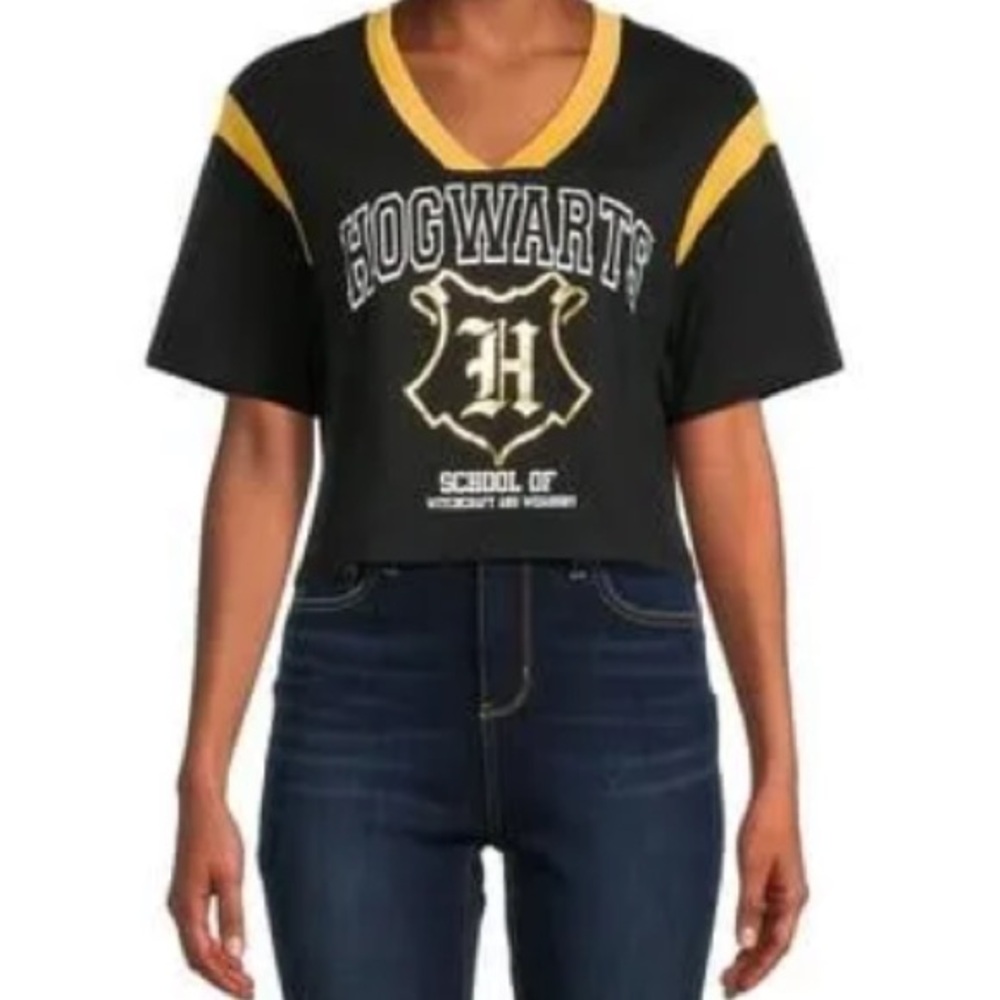 Hogwarts Skimmer Graphic Tee Short Sleeves Cropped Harry Potter‎ Wizard size L